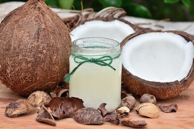kokosový ořechy a olej
